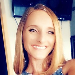 Meet your Posher, Clarissa